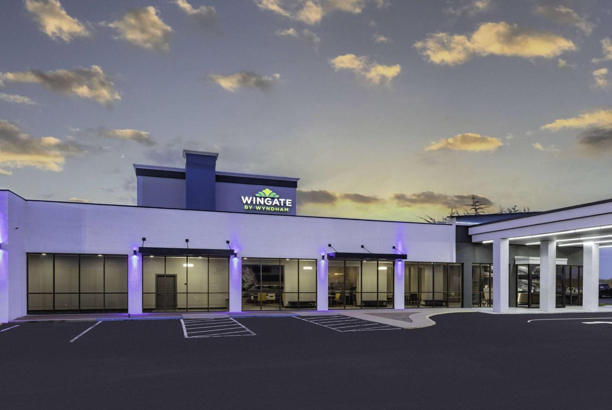 Wingate By Wyndham Wichita Airport Hotel Kültér fotó